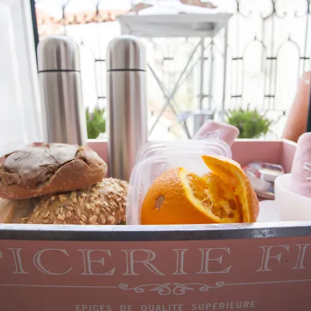 게스트하우스 Bica 3*