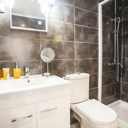 Bica ゲストハウス 3*